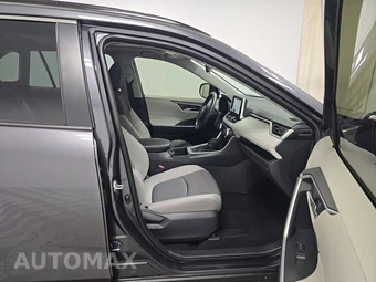 2025 Toyota RAV4 Hybrid XLE - miniatura 8