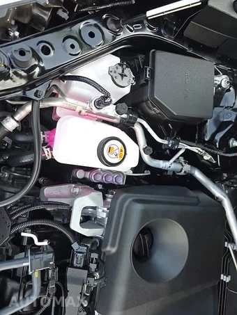 2025 Toyota RAV4 Hybrid XLE - miniatura 18