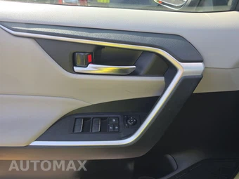 2025 Toyota RAV4 Hybrid XLE - miniatura 9