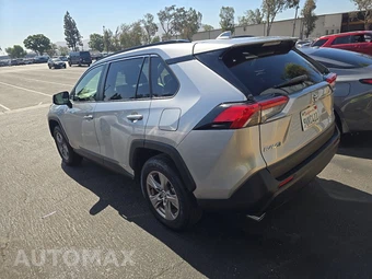 2025 Toyota RAV4 Hybrid XLE - miniatura 6