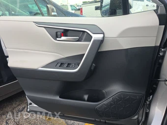 2025 Toyota RAV4 Hybrid XLE - miniatura 9