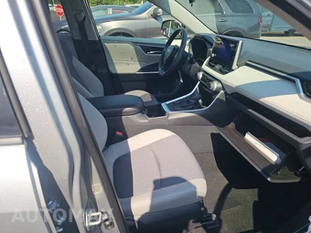 2025 Toyota RAV4 Hybrid XLE - miniatura 8