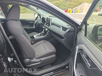 2025 Toyota RAV4 Hybrid XLE - miniatura 8
