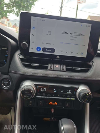 2025 Toyota RAV4 Hybrid XLE Premium - miniatura 10