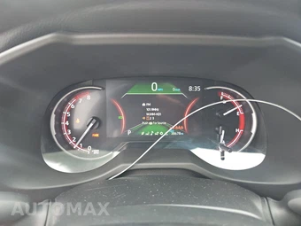 2025 Toyota RAV4 LE - miniatura 12