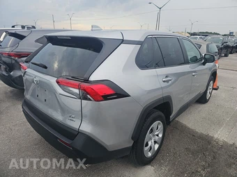 2025 Toyota RAV4 LE - miniatura 4
