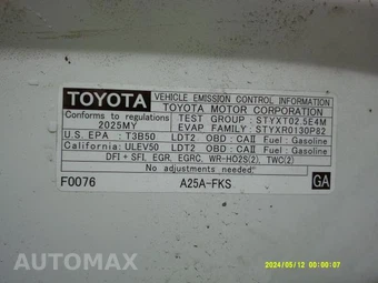 2025 Toyota RAV4 LE - miniatura 6