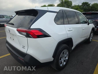 2025 Toyota RAV4 LE - miniatura 4