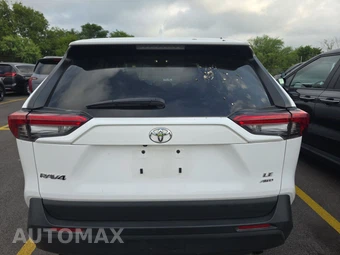 2025 Toyota RAV4 LE - miniatura 5