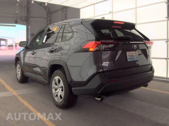 2025 Toyota RAV4 LE - miniatura 6