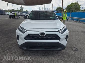 2025 Toyota RAV4 LE - miniatura 2