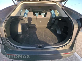 2025 Toyota RAV4 LE – miniatura 16