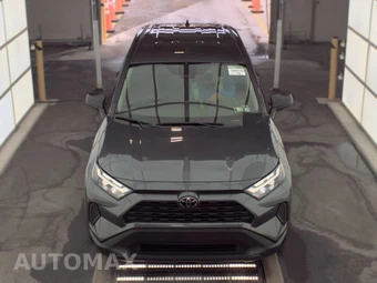 2025 Toyota RAV4 LE – miniatura 2