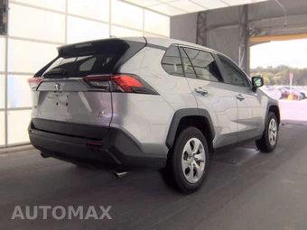 2025 Toyota RAV4 LE - miniatura 4
