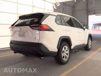 2025 Toyota RAV4 LE - miniatura 4