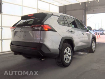 2025 Toyota RAV4 LE - miniatura 4