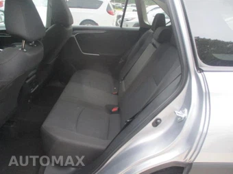 2025 Toyota RAV4 LE – miniatura 10