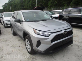 2025 Toyota RAV4 LE – miniatura 4