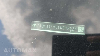2025 Toyota RAV4 LE - miniatura 18