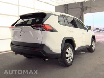 2025 Toyota RAV4 LE - miniatura 4