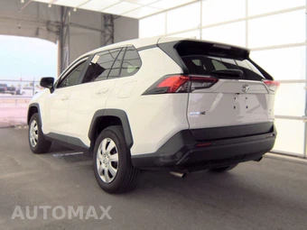 2025 Toyota RAV4 LE - miniatura 6