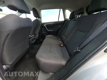 2025 Toyota RAV4 LE - miniatura 13
