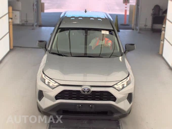 2025 Toyota RAV4 LE - miniatura 2
