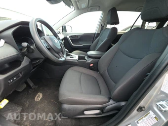 2025 Toyota RAV4 LE - miniatura 7