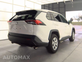 2025 Toyota RAV4 LE - miniatura 4