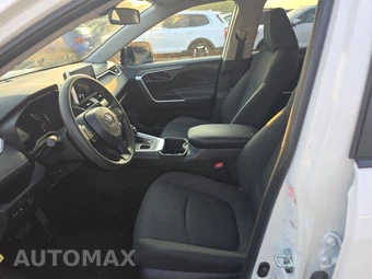 2025 Toyota RAV4 LE - miniatura 7