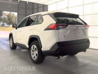 2025 Toyota RAV4 LE - miniatura 6