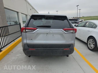2025 Toyota RAV4 LE - miniatura 5