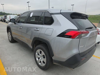 2025 Toyota RAV4 LE - miniatura 6