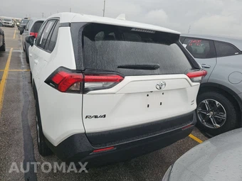 2025 Toyota RAV4 LE - miniatura 15