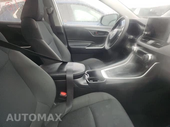 2025 Toyota RAV4 LE - miniatura 8
