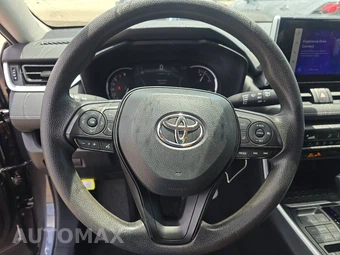 2025 Toyota RAV4 LE - miniatura 10