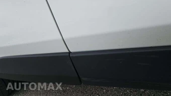 2025 Toyota RAV4 LE - miniatura 21