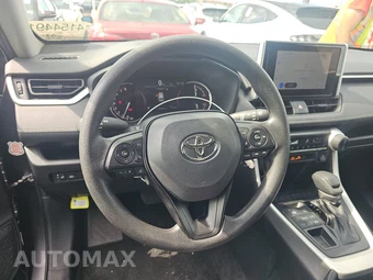 2025 Toyota RAV4 LE - miniatura 10