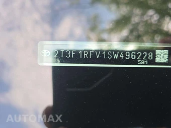 2025 Toyota RAV4 LE - miniatura 5