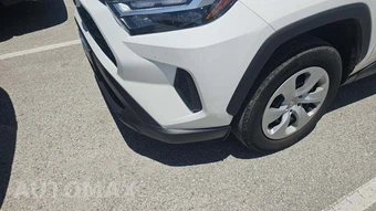 2025 Toyota RAV4 LE - miniatura 19
