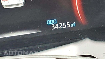 2025 Toyota RAV4 LE - miniatura 18