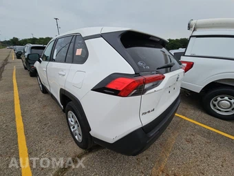 2025 Toyota RAV4 LE - miniatura 6