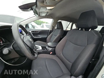 2025 Toyota RAV4 LE - miniatura 7