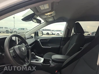 2025 Toyota RAV4 LE - miniatura 17
