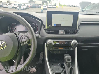 2025 Toyota RAV4 LE - miniatura 11