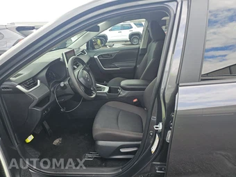 2025 Toyota RAV4 LE - miniatura 7