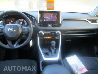 2025 Toyota RAV4 LE - miniatura 11