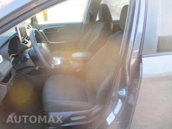 2025 Toyota RAV4 LE - miniatura 5