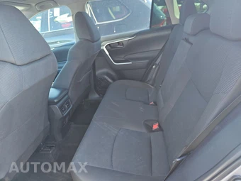 2025 Toyota RAV4 LE - miniatura 13