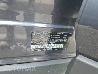 2025 Toyota RAV4 LE - miniatura 14